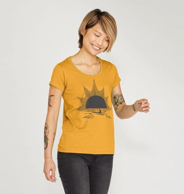 EOS Women's Surf Bug T-shirt - Yellow