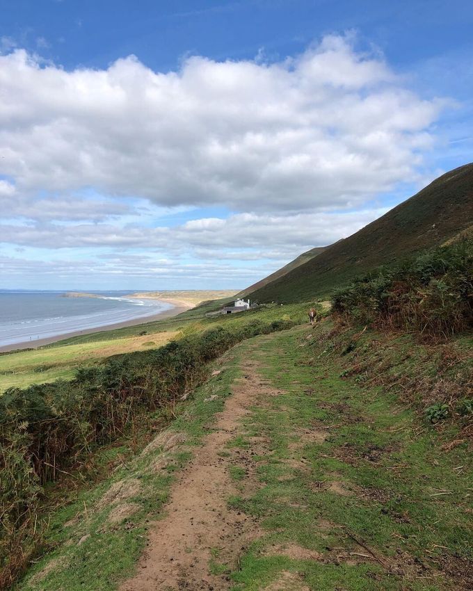 9 beautiful coastal walks in the UK
