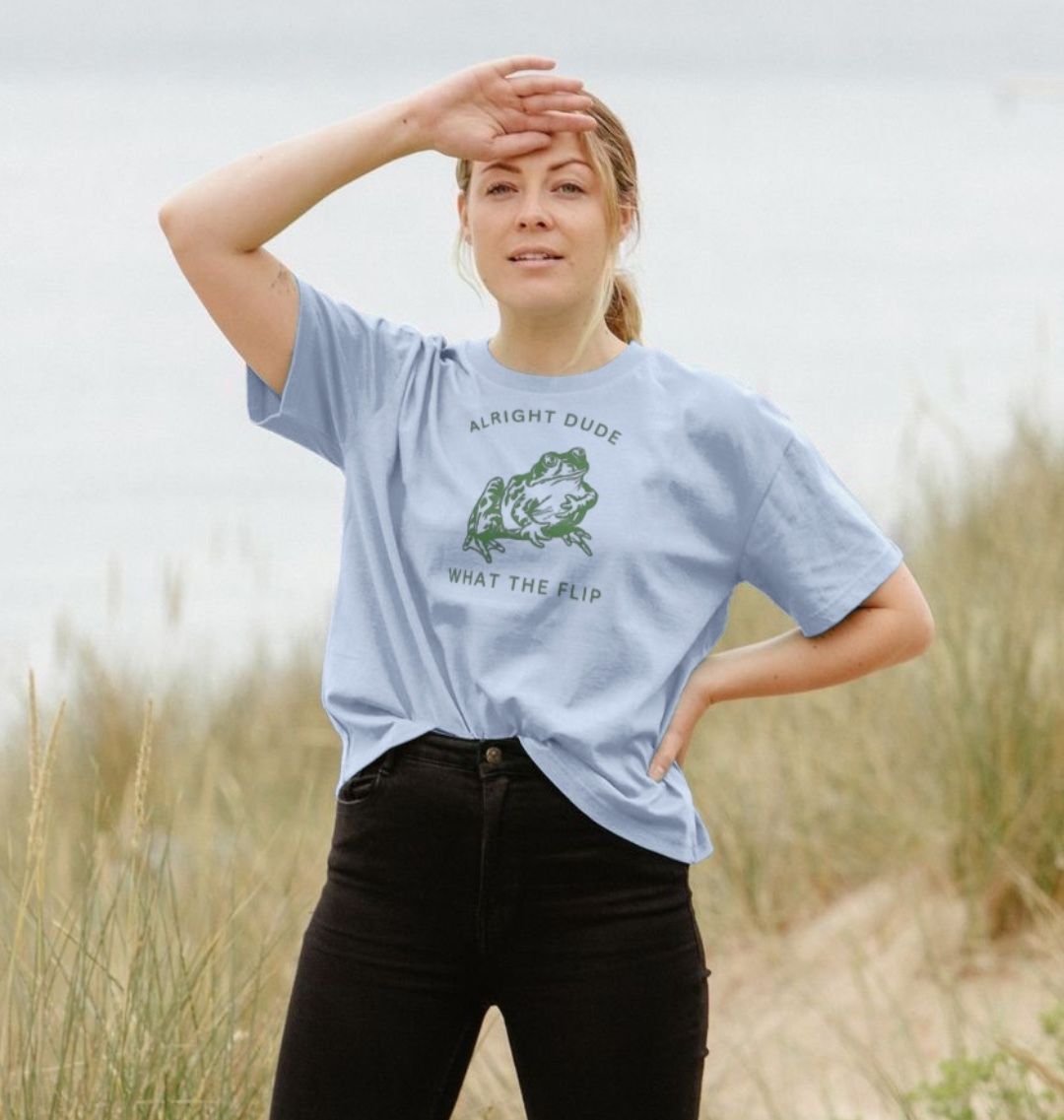 Stay Groovy Women's Boxy Frog T-shirt