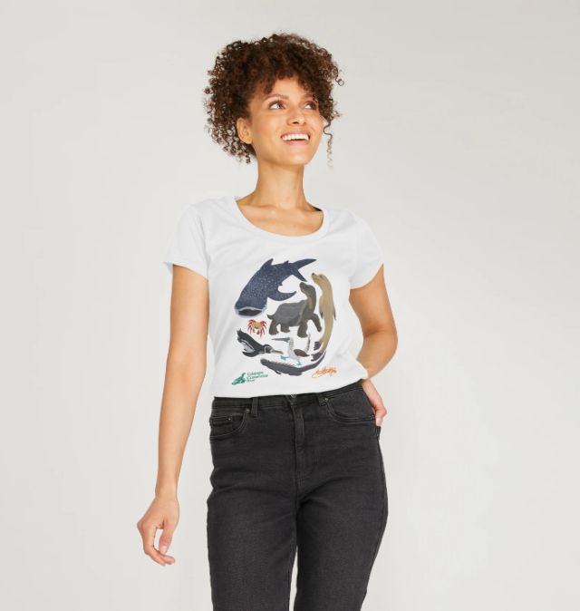 Galapagos Wildlife Women's T-shirt 