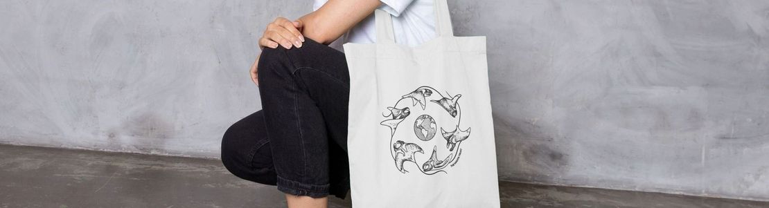 Mantaray 2025 beach bag