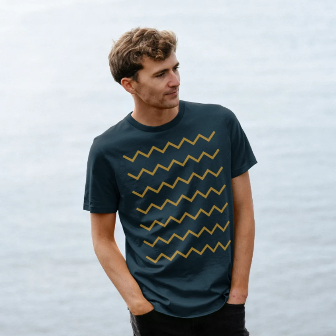 Waves Tee