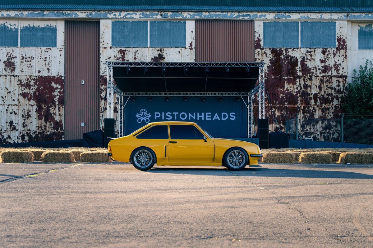 (c) Pistonheads.shop